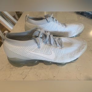 Nike Air VaporMax Flyknit 3 in White Pure Platinum